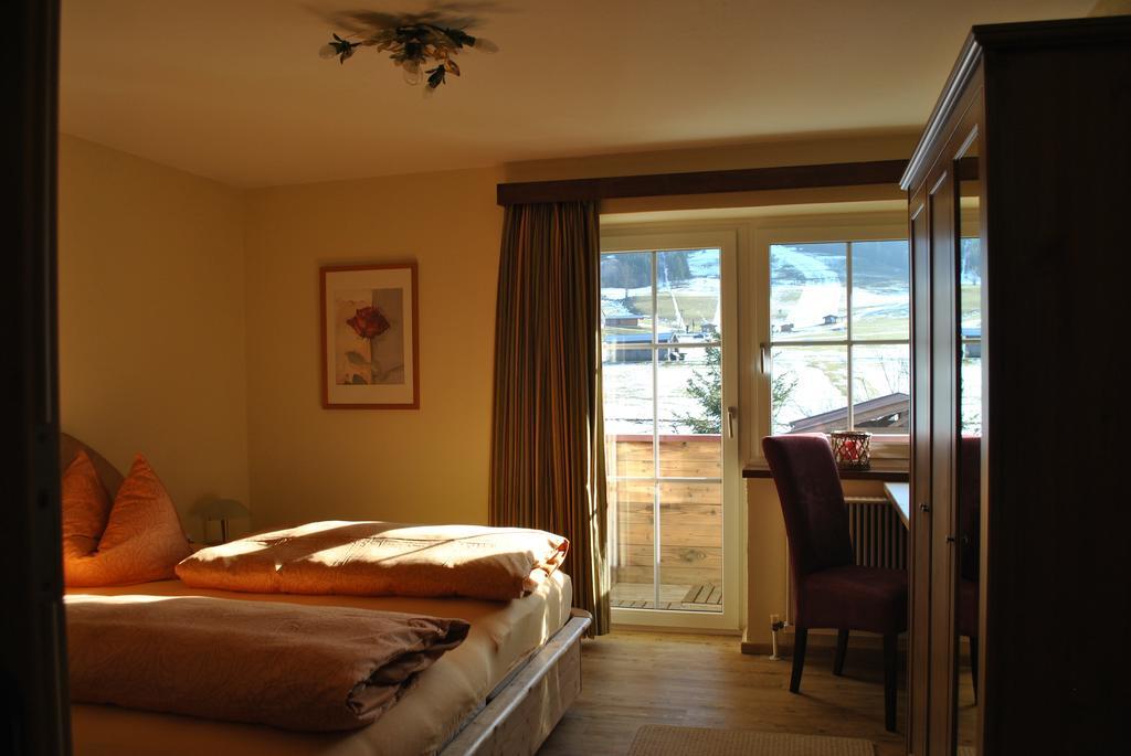 Romantik Pension Lehrberg Sankt Jakob in Haus Room photo